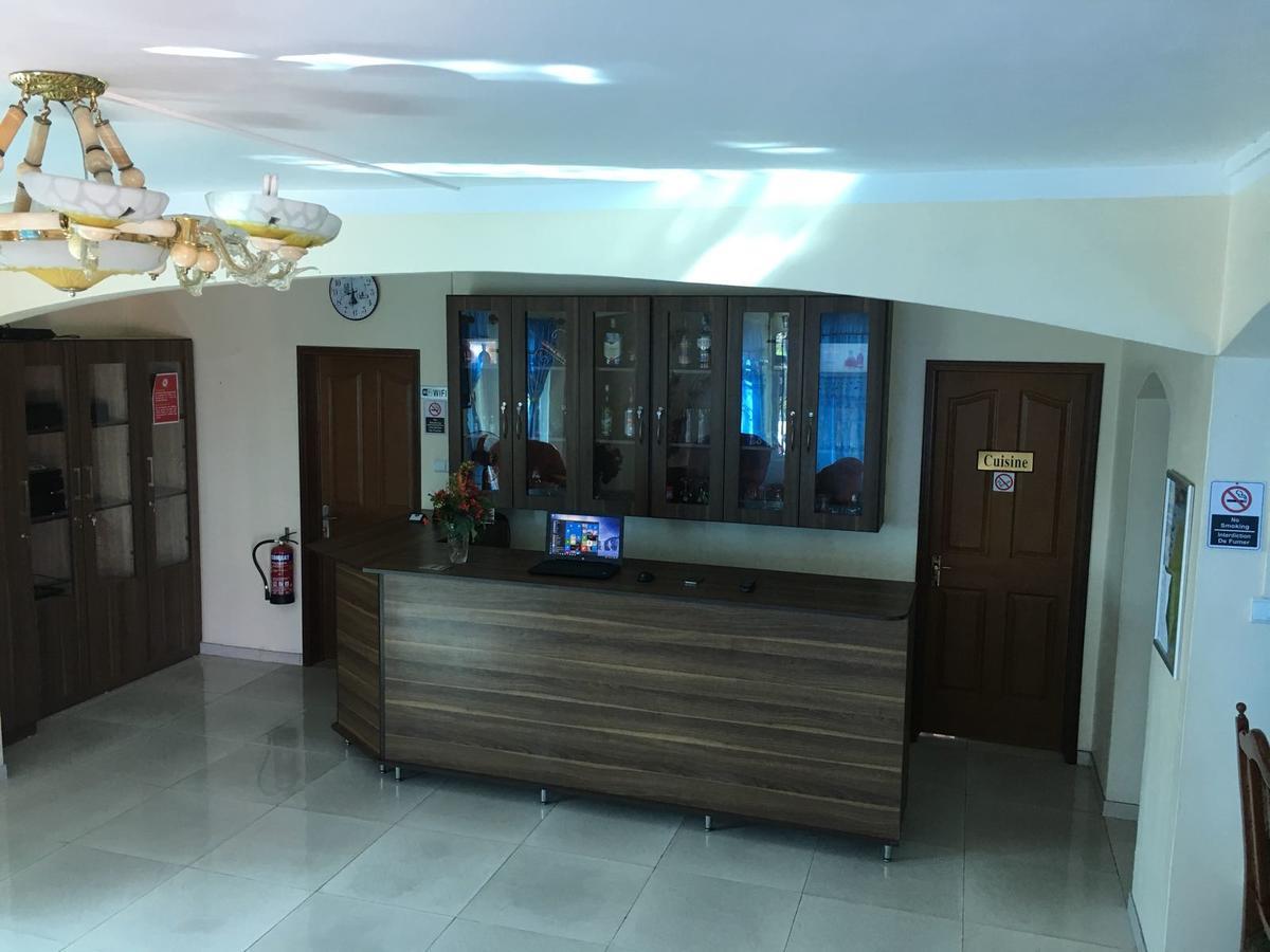 Luxor Residence Guesthouse Бель Мар Экстерьер фото