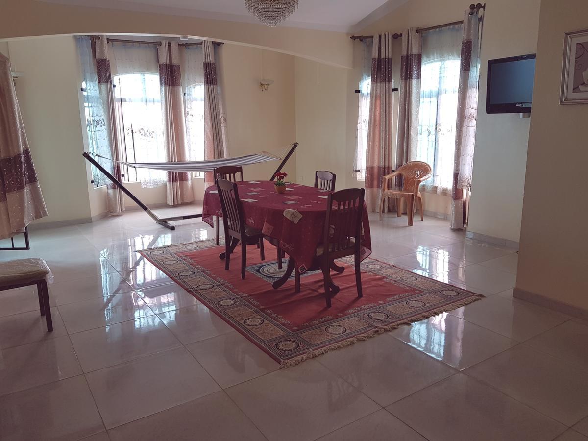 Luxor Residence Guesthouse Бель Мар Экстерьер фото